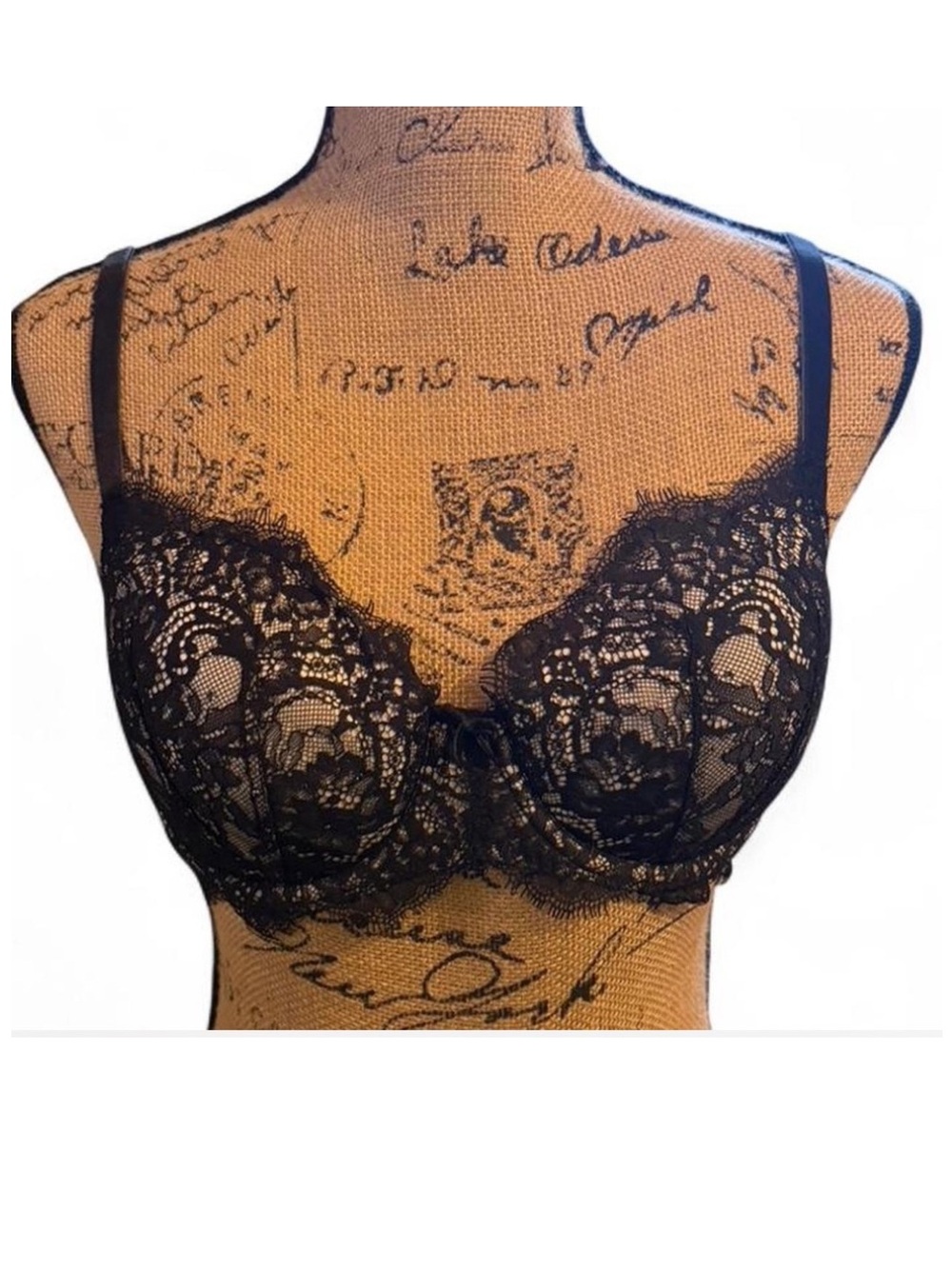 Victoria's Secret Black Lace Bra Size 36C Dream Angels Lined Demi / Demi Double